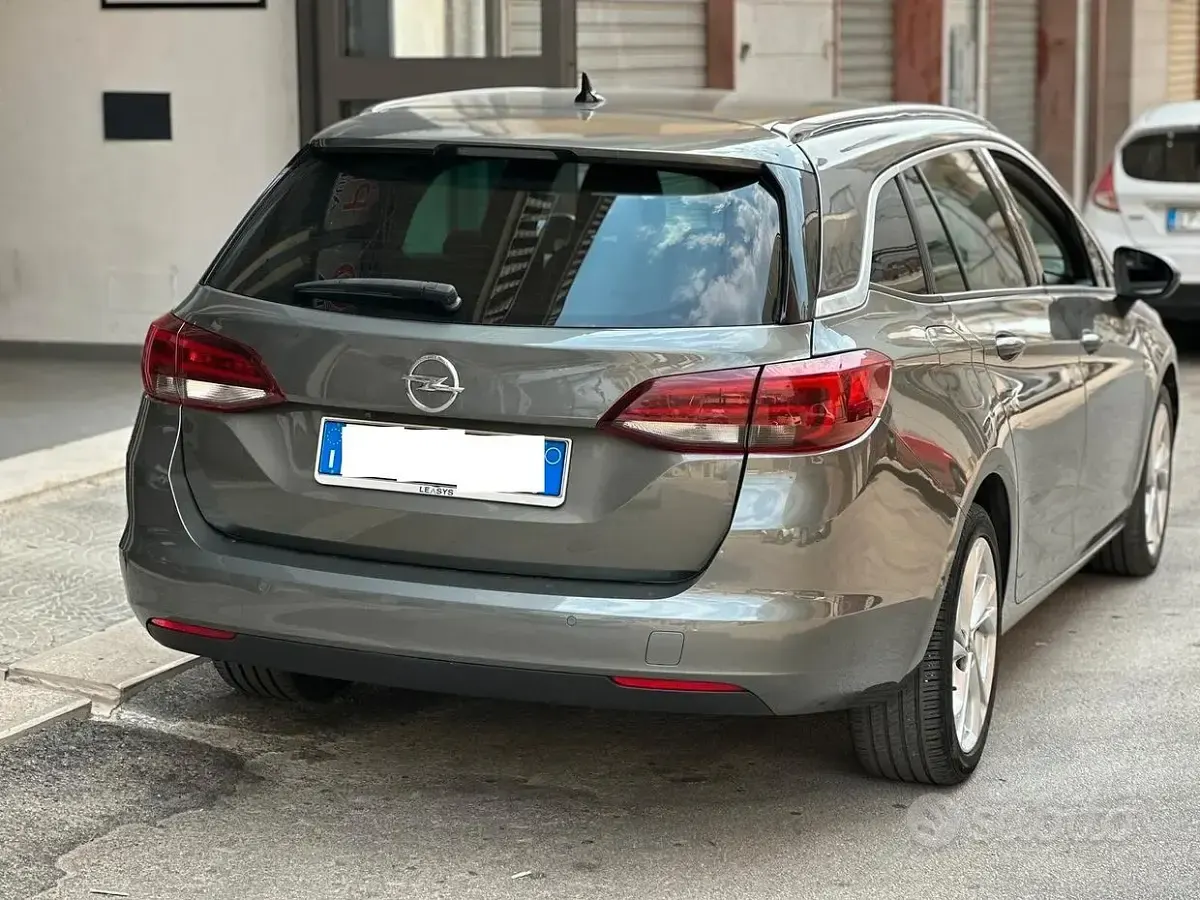 Usata Opel Astra Elegance 122 CV (89 kW) 2020 Grigio Station wagon