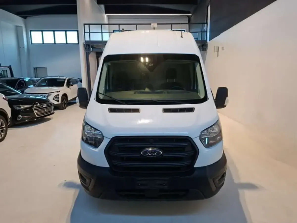 Usata Ford Transit Trend 170 CV (125 kW) 2023 Bianco Furgone