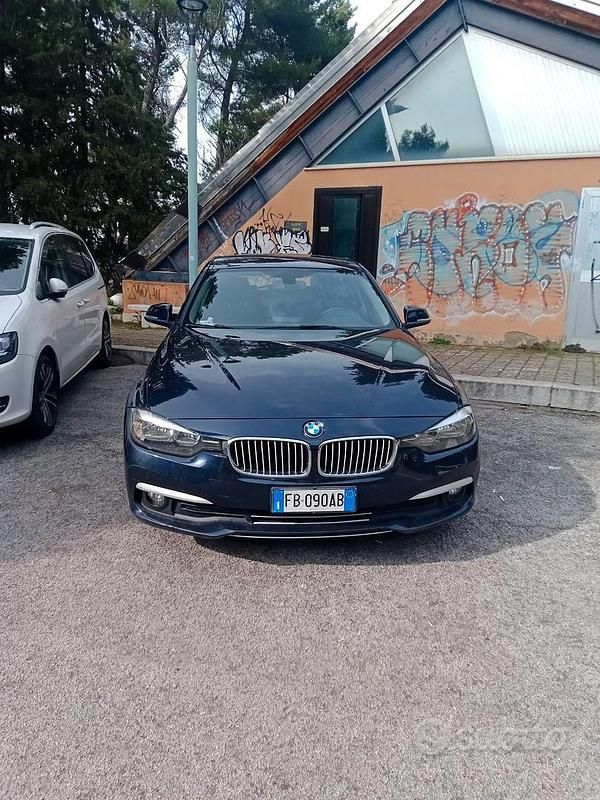 Usata BMW 320 163 CV (119 kW) 2015 Blu Station wagon