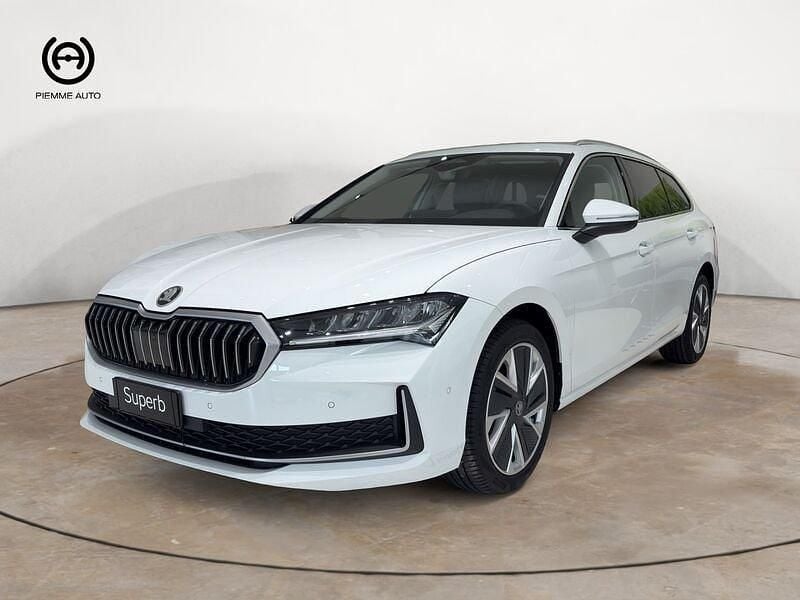 Usado Skoda Superb Selection 150 CV (110 kW) 2026 Familiar
