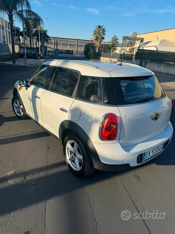 Usata Mini One D Countryman 2011 Bianco SUV