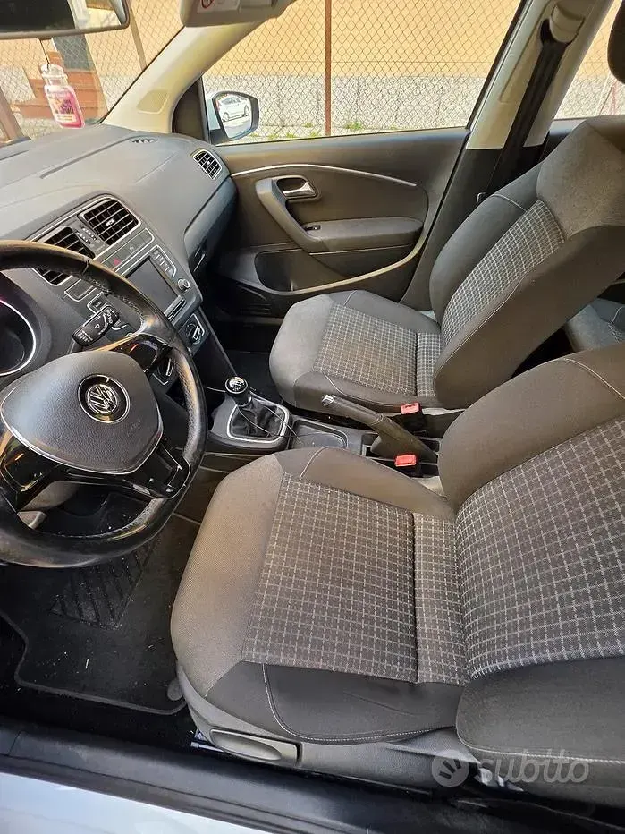Usata VW Polo 60 CV (44 kW) 2017 Bianco Berlina
