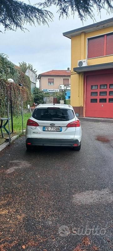 Usata Ford Focus Titanium X 120 CV (88 kW) 2016 Bianco Station wagon