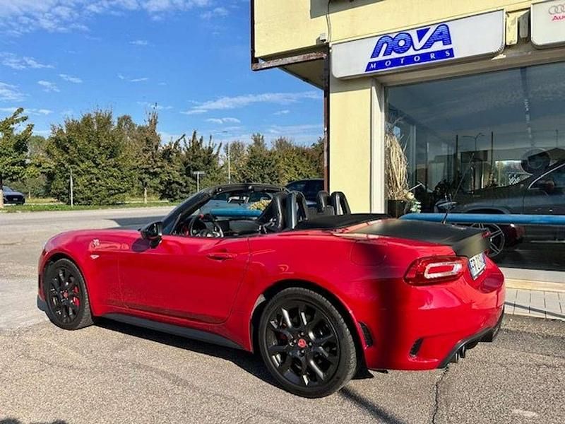 Usata Abarth 124 Spider Turismo 170 CV (125 kW) 2018 Rosso Cabrio