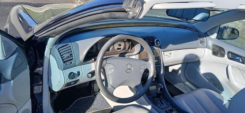 Usata Mercedes CLK200 Elegance 163 CV (119 kW) 2003 Cabrio