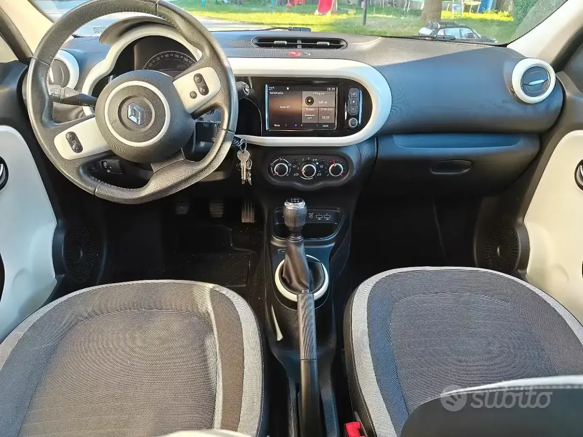 Usata Renault Twingo SE 65 CV (47 kW) 2019 Utilitaria