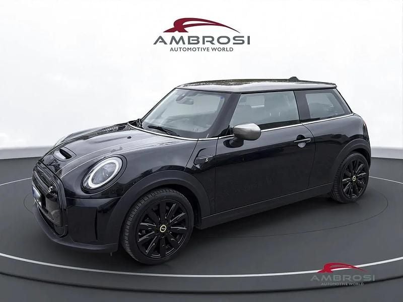 Usata Mini Cooper SE Essential 75 kW (102 CV) 2022 Nero Utilitaria