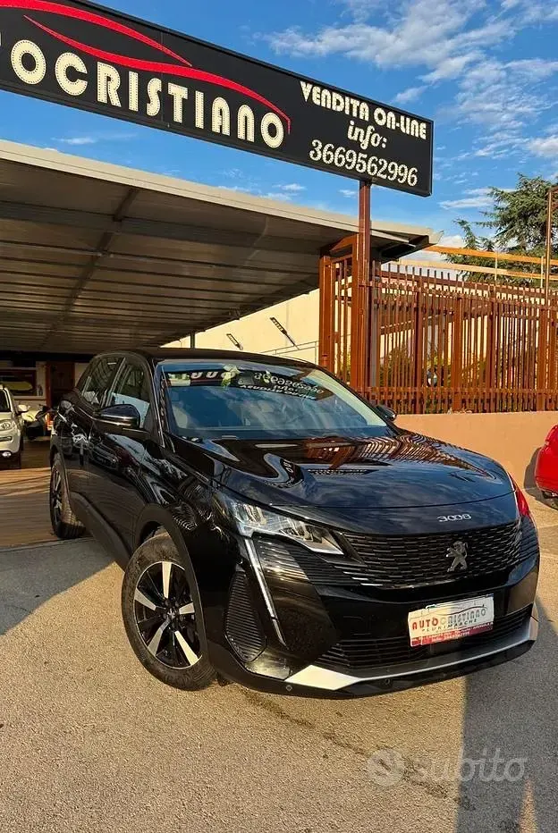Usata Peugeot 3008 Allure 131 CV (96 kW) 2022 Nero SUV