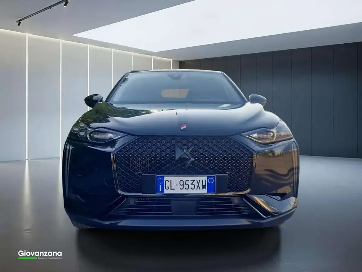 Käytetty DS Automobiles DS3 Performance 131 HP (96 kW) 2023 Musta Katumaasturi