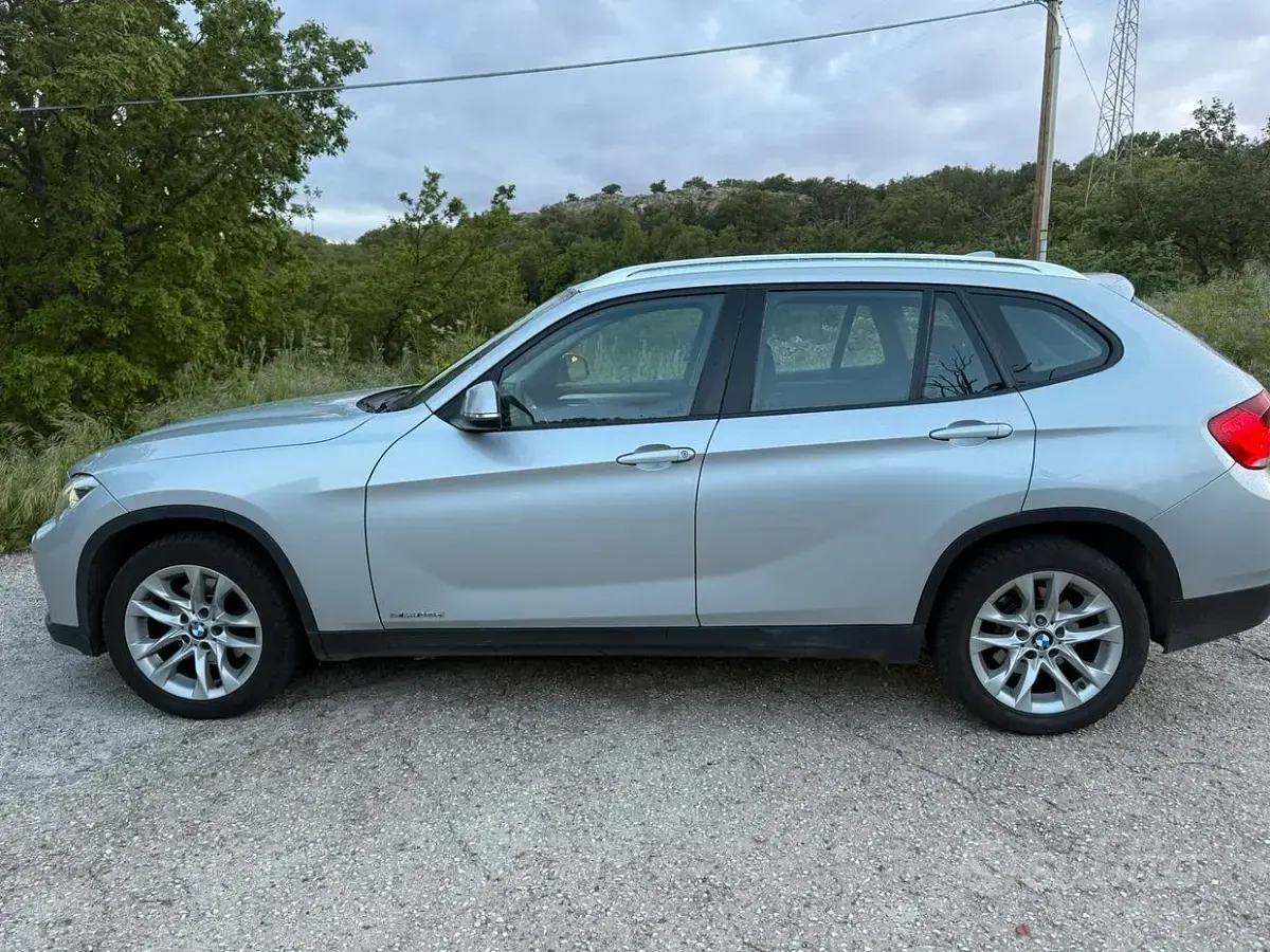 Usata BMW X1 143 CV (105 kW) 2015 SUV