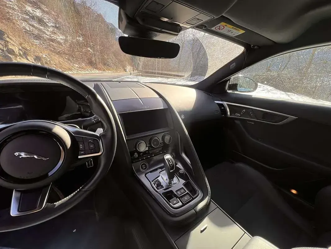 Usata Jaguar F-Type R-Dynamic 300 CV (220 kW) 2021 Coupé
