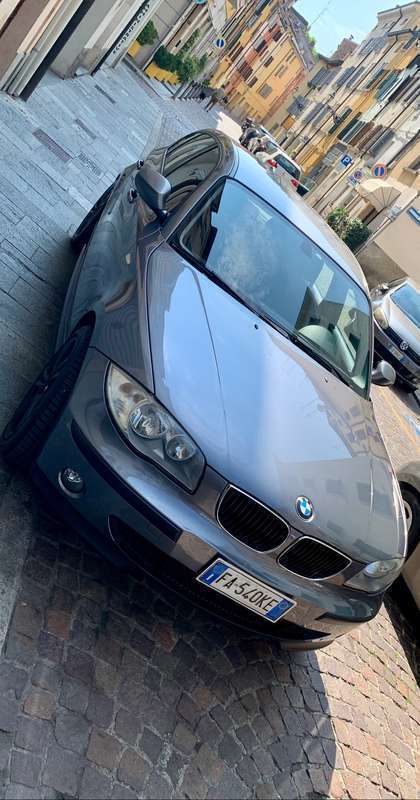 Usato 2010 BMW 116 1.6 Benzin 122 CV (5.990 €)
