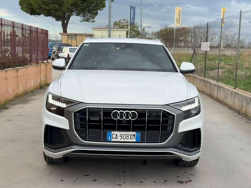 Bianco Usata 2020 Audi Q8 Sport SUV | 51.000 € (Ottimo prezzo) - Immagine 1/4