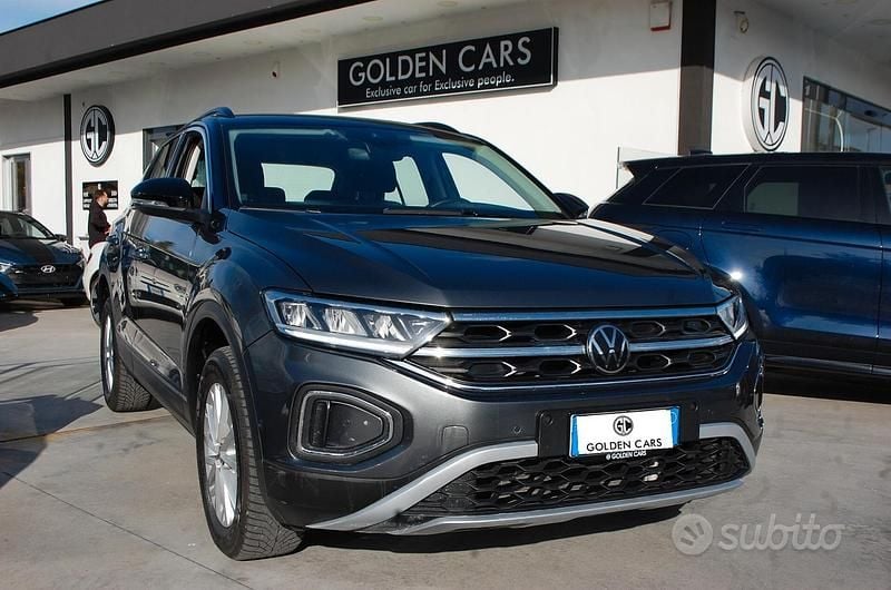 Usata VW T-Roc Style 150 CV (110 kW) 2022 Grigio SUV