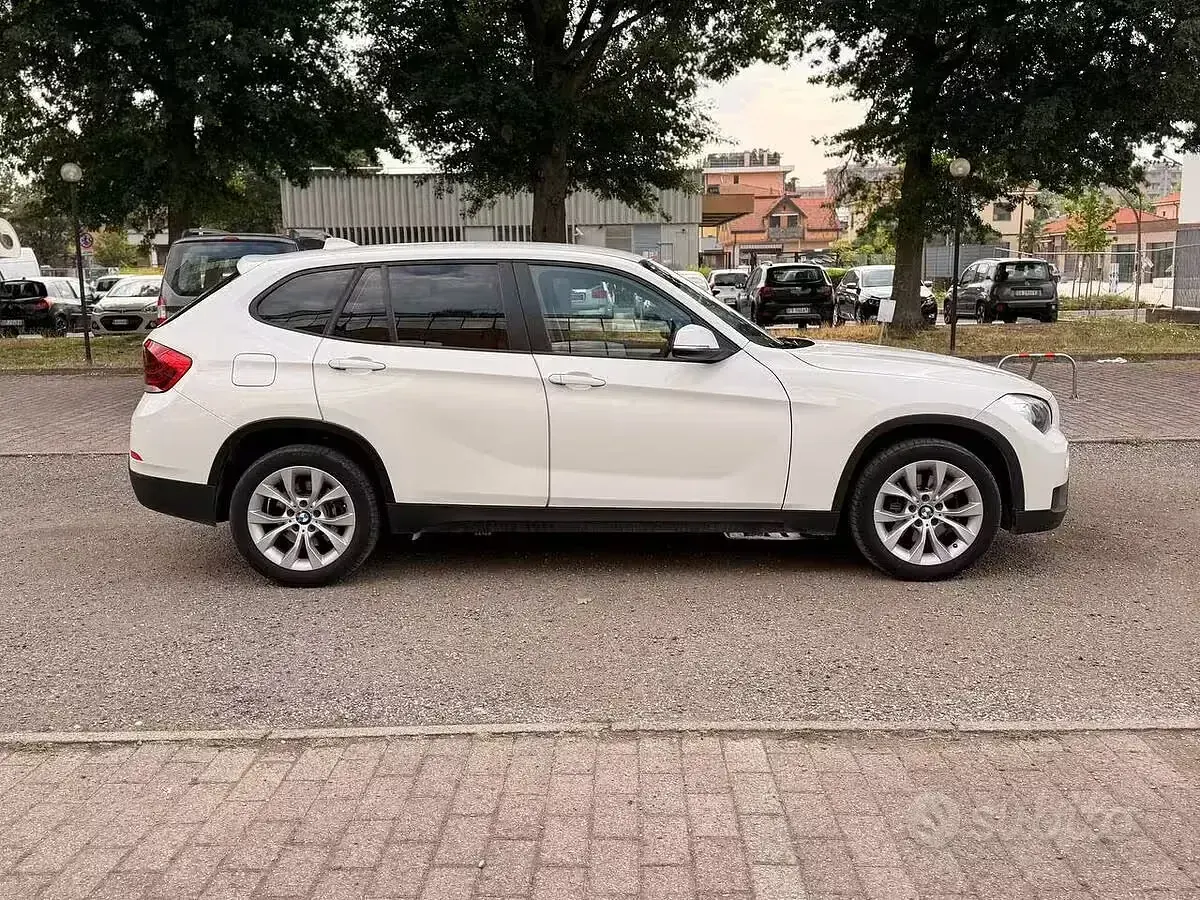 Usata BMW X1 Comfort Edition 116 CV (85 kW) 2013 Bianco SUV