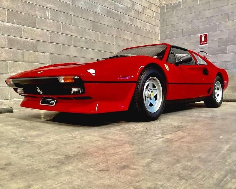 Usata Ferrari 208 219 CV (161 kW) 1984 Rosso Coupé