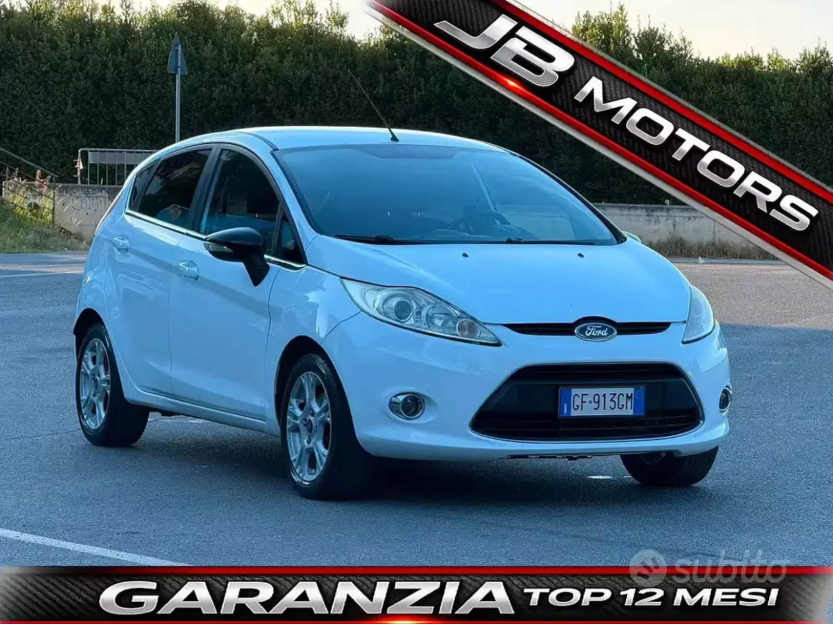Usata Ford Fiesta Titanium 68 CV (50 kW) 2010 Berlina