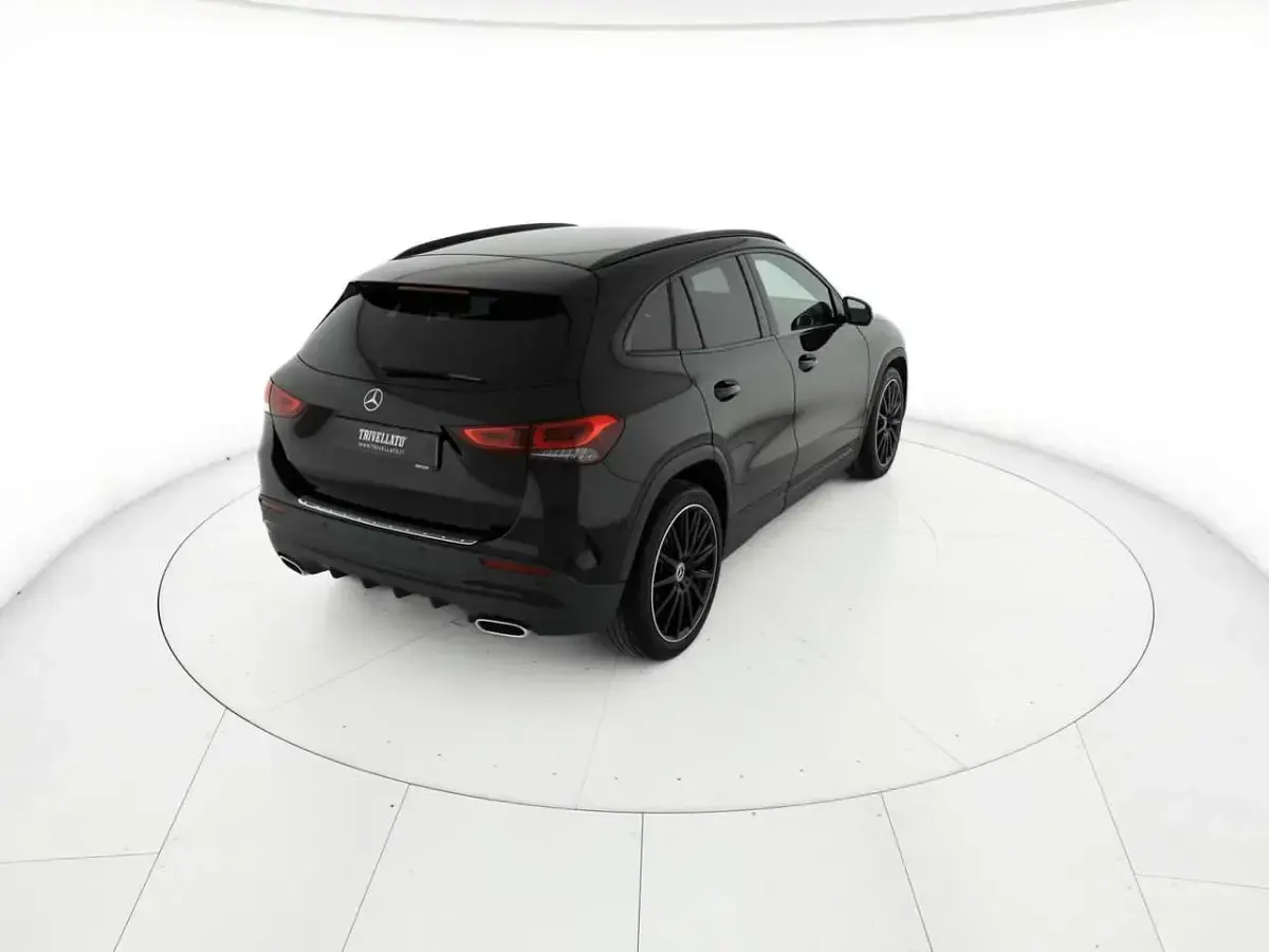 Usata Mercedes GLA200 Premium 150 CV (110 kW) 2023 Nero SUV