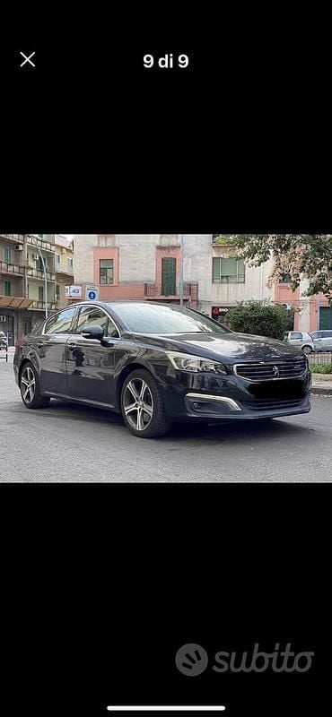 Nero Usata 2017 Peugeot 508 S Tre volumi | 12.000 € (Buon prezzo) - Immagine 1/4