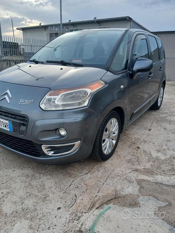 Usata Citroën C3 Picasso Exclusive 109 CV (80 kW) 2009 Grigio Monovolume