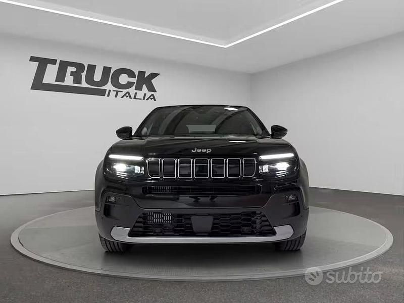 Nuova Jeep Avenger Summit 101 CV (74 kW) 2025 Nero metallizzato SUV
