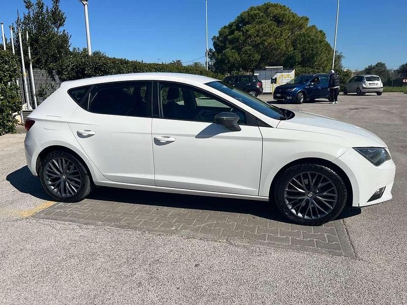 Usata Seat Leon CONNECT 110 CV (80 kW) 2016 Bianco Berlina