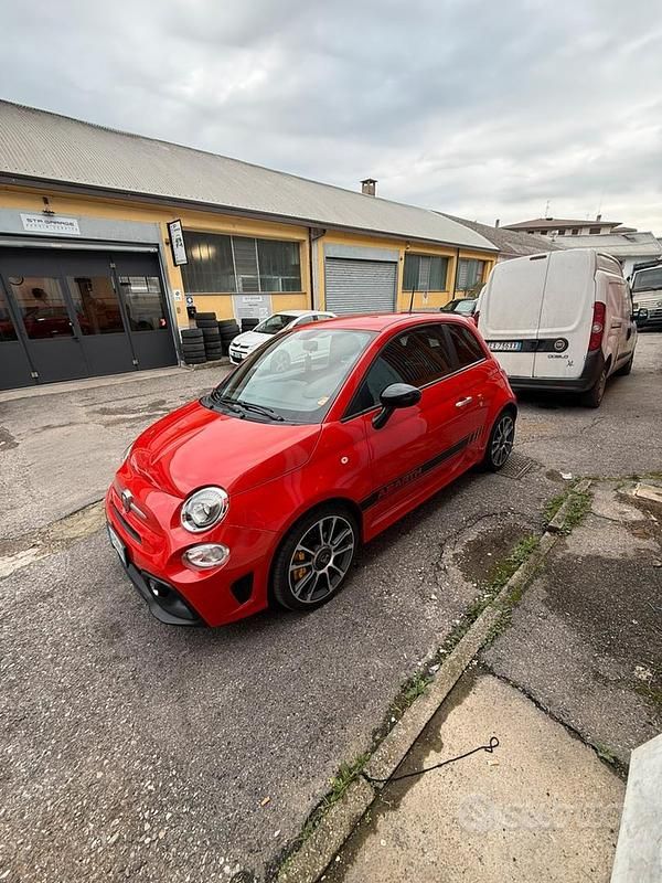 Usata Abarth 595 140 CV (102 kW) 2016 Rosso Berlina