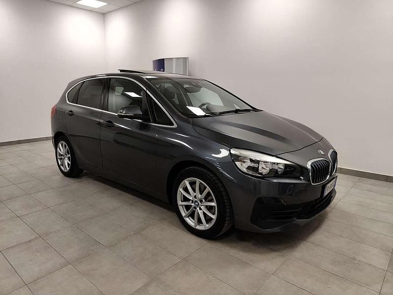 Usata BMW 225 Active Tourer iPerformance 136 CV (100 kW) 2019 Grigio Monovolume