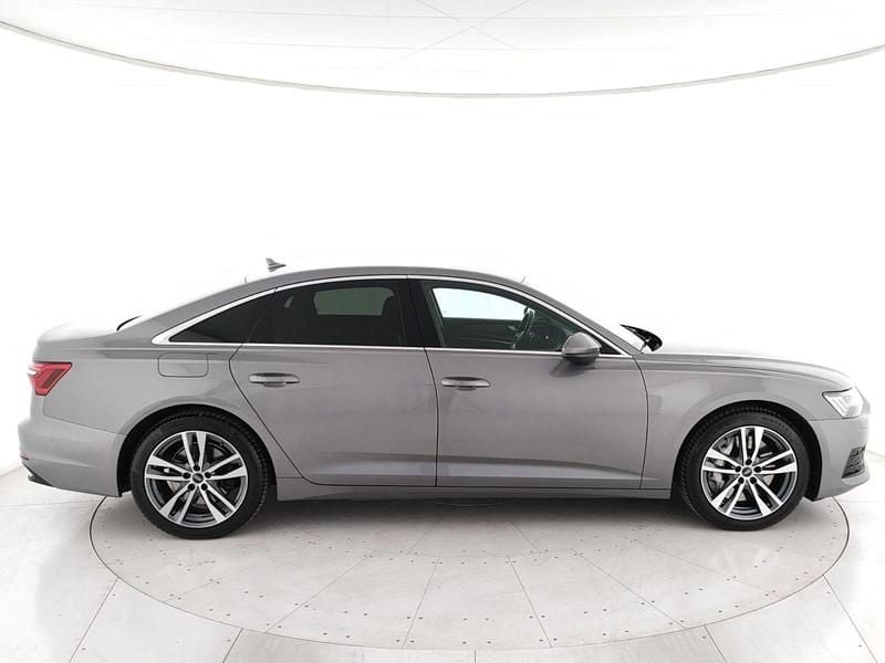 Usata Audi A6 Business 265 CV (194 kW) 2021 Grigio scuro metall. Berlina
