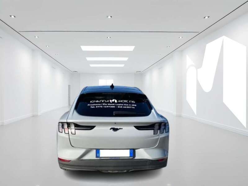 Usata Ford Mustang Mach-E Extended Range 200 kW (272 CV) 2023 Argento SUV