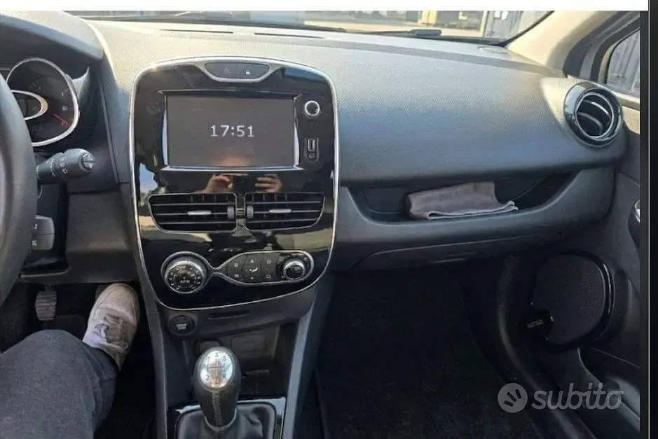 Usata Renault Clio IV 90 CV (66 kW) 2013 Grigio Berlina