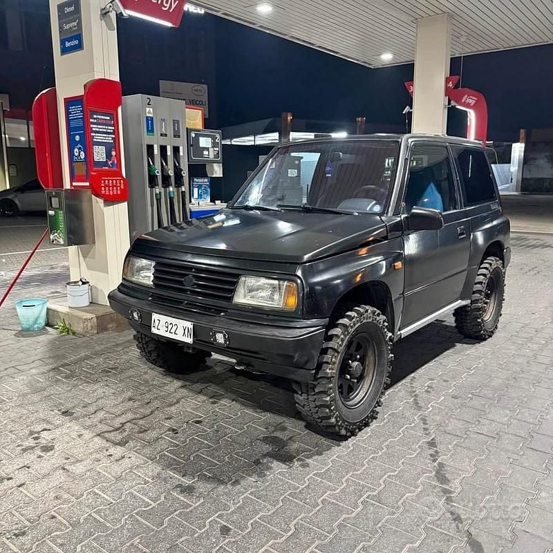 Brugt Suzuki Vitara 75 HK (55 kW) 1990 Sort Stationcar