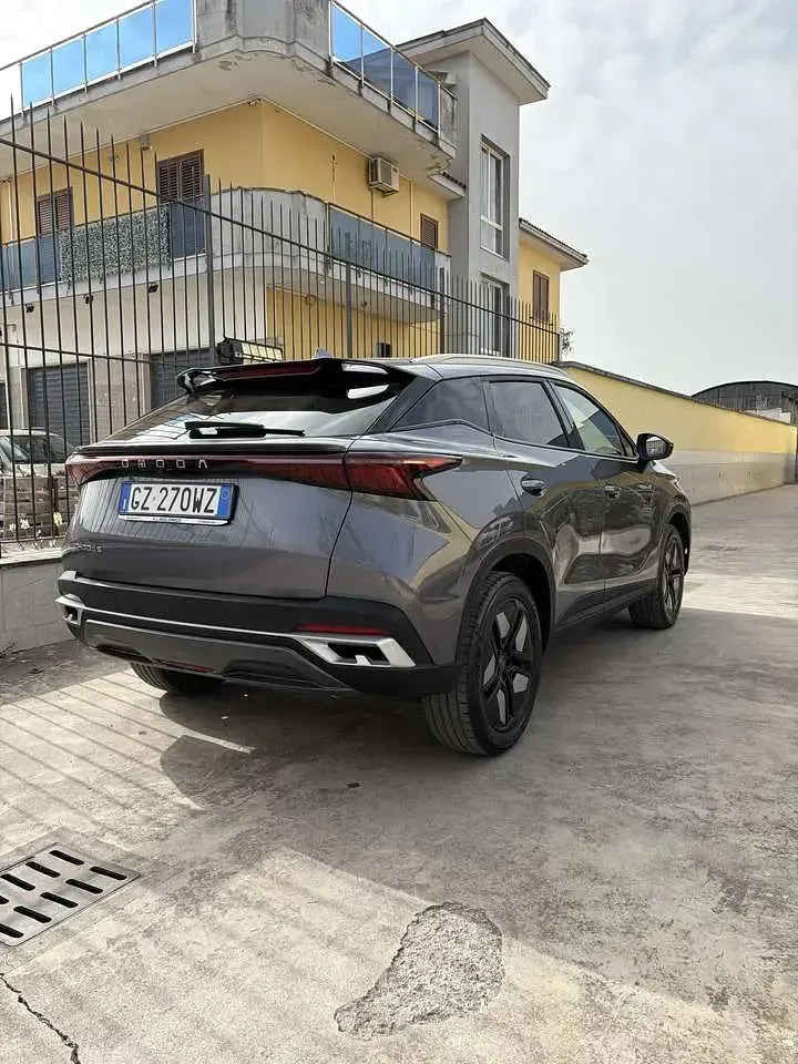 Usata Omoda 5 147 CV (108 kW) 2025 Grigio SUV