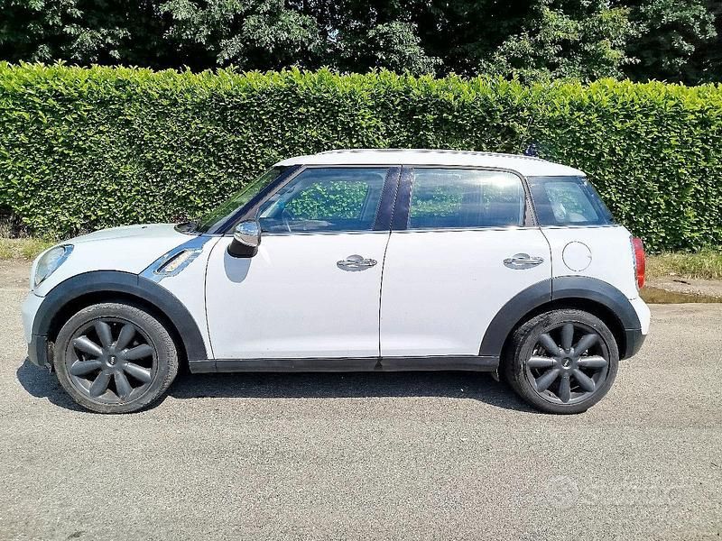 Usata Mini One Countryman 2012 Bianco SUV