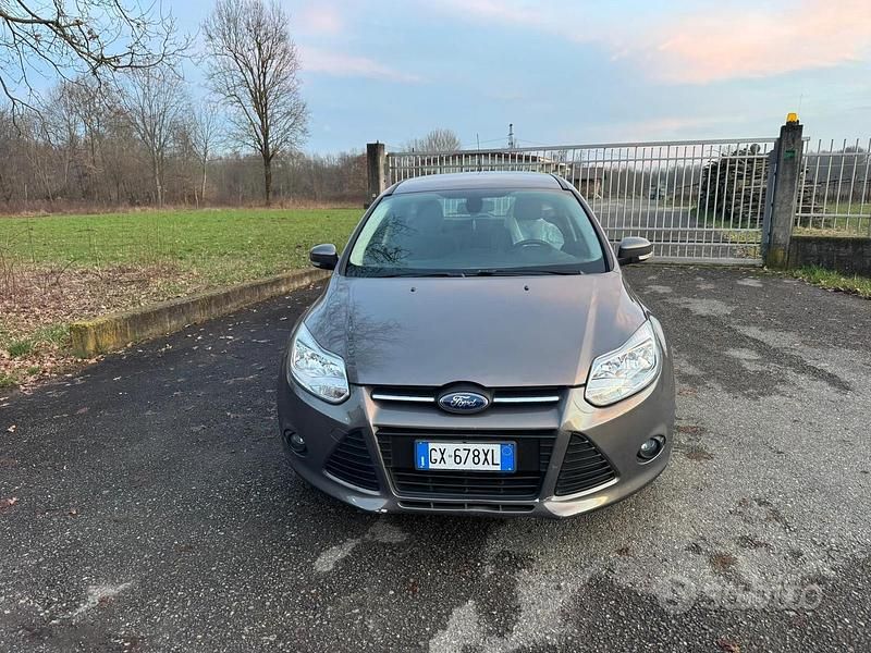 Usata Ford Focus 2013 Marrone Station wagon