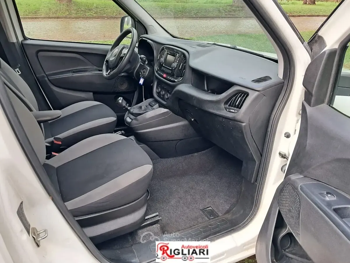 Usata Fiat Doblò 120 CV (88 kW) 2019 Bianco Monovolume