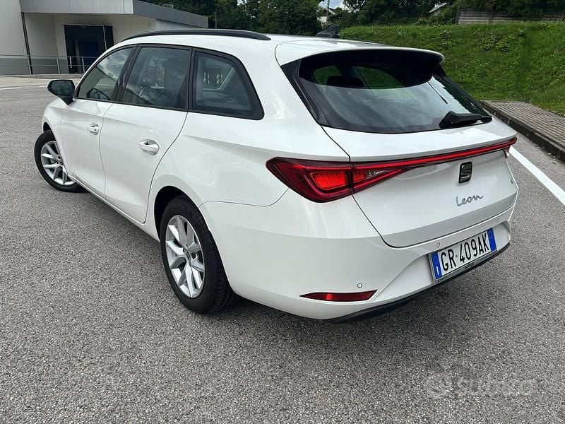 Usata Seat Leon 4Drive 150 CV (110 kW) 2023 Bianco Station wagon