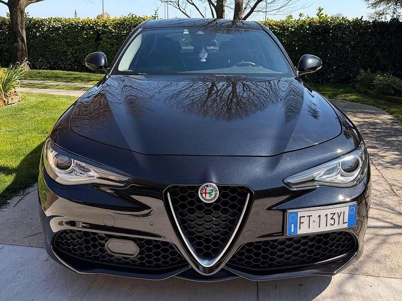 Usata Alfa Romeo Giulia Veloce 211 CV (155 kW) 2019 Nero Berlina