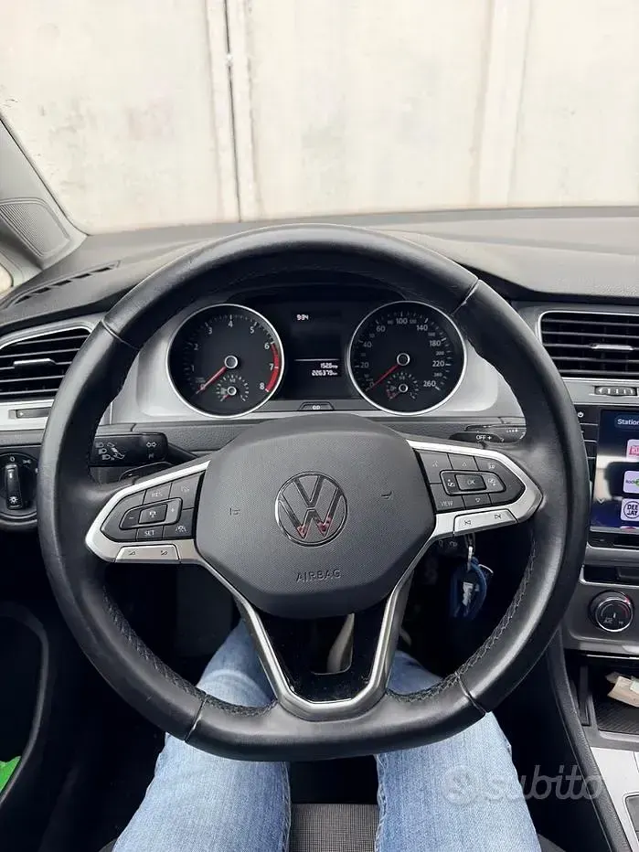 Usata VW Golf VII 110 CV (80 kW) 2016 Grigio Berlina