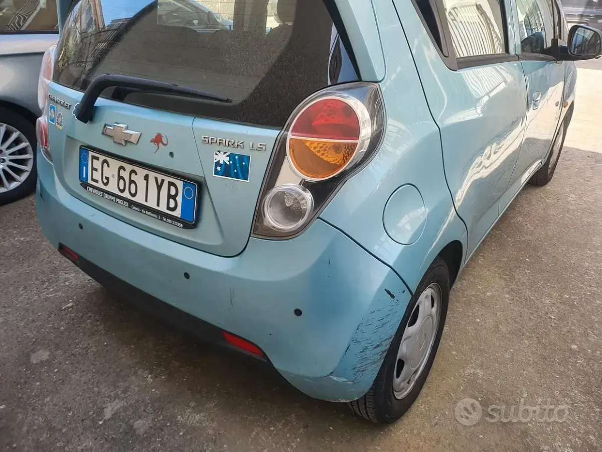 Usata Chevrolet Spark 68 CV (50 kW) 2011 Blu Utilitaria
