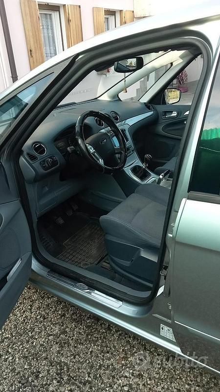 Usata Ford S-MAX S 2007 Grigio Monovolume