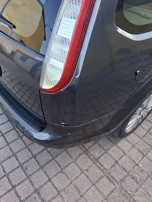 Usata Ford Focus Titanium 145 CV (106 kW) 2009 Station wagon