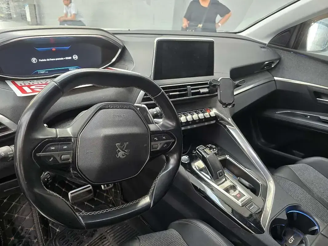 Usata Peugeot 5008 Allure 131 CV (96 kW) 2020 Bianco SUV