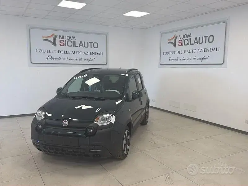 Nuova Fiat Panda Cross 65 CV (47 kW) 2026 Verde Utilitaria
