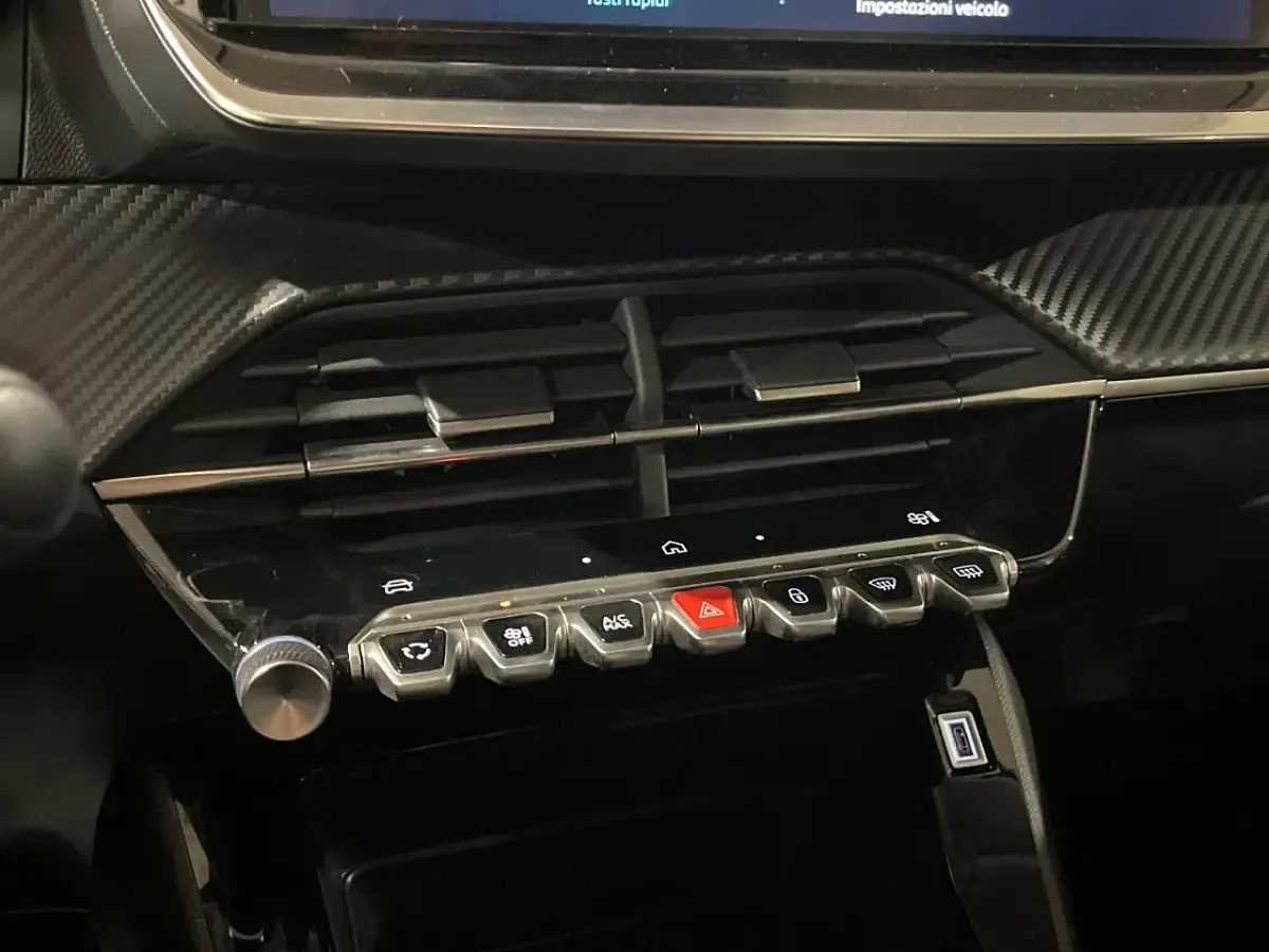 Nuova Peugeot 208 Style 100 CV (73 kW) 2026 Argento Utilitaria