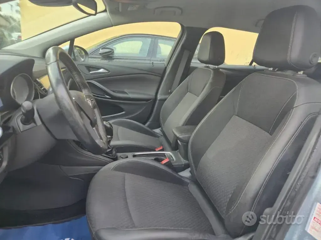 Usata Opel Astra 110 CV (80 kW) 2017 Grigio Station wagon
