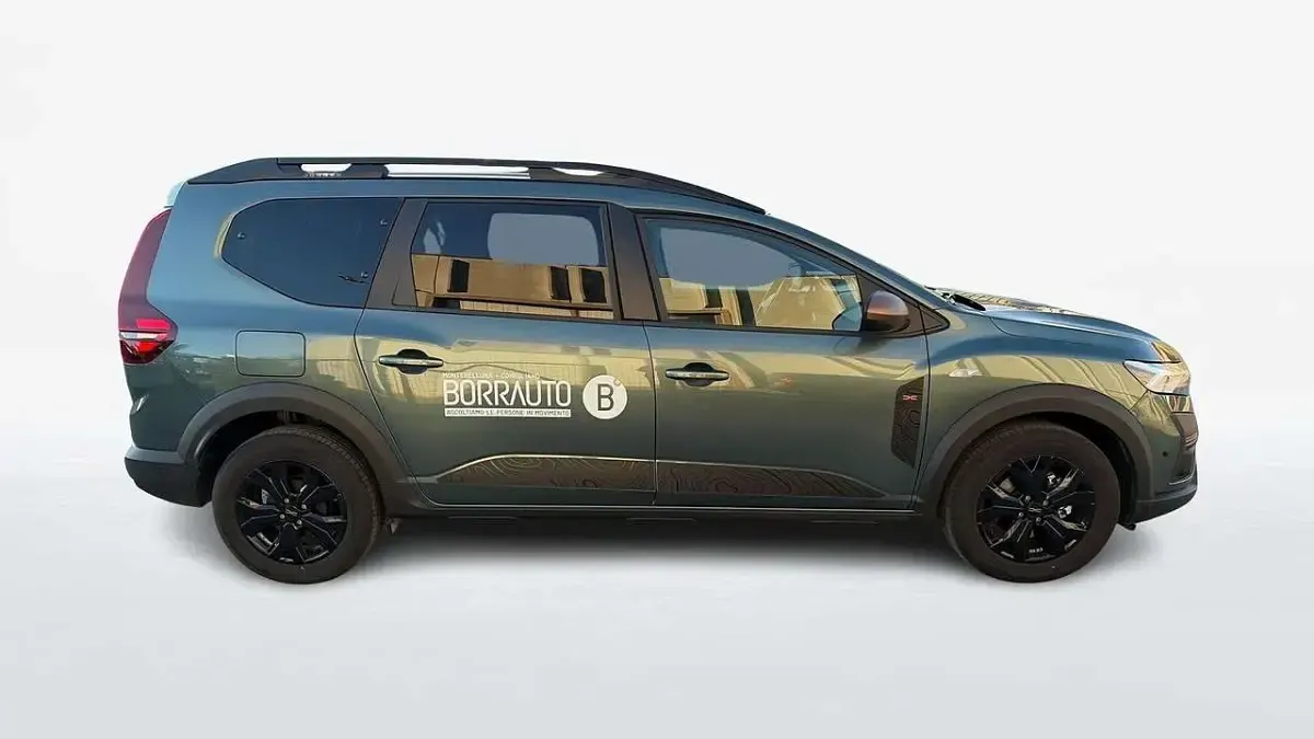 Usata Dacia Jogger 101 CV (74 kW) 2025 Verde Monovolume