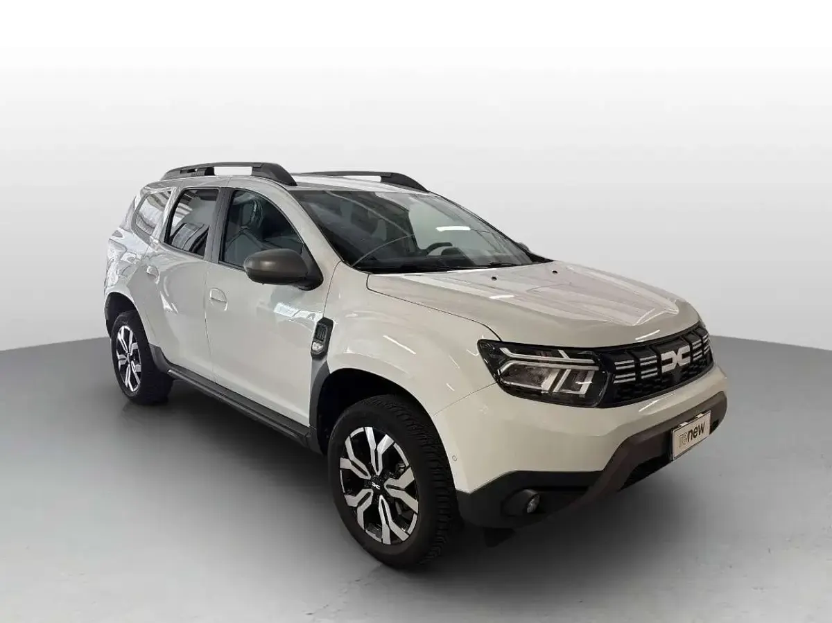 Usata Dacia Duster Journey 101 CV (74 kW) 2023 Bianco ghiaccio SUV
