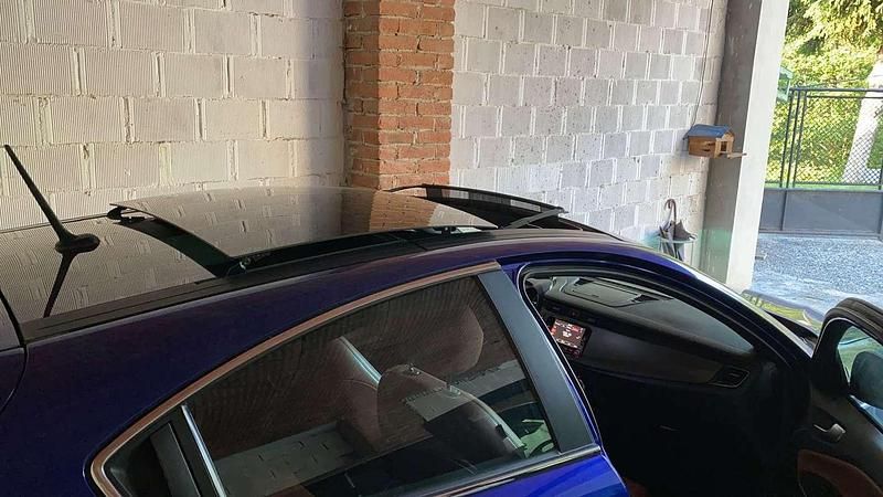 Usata Alfa Romeo Giulietta Exclusive 150 CV (110 kW) 2013 Blu/azzurro Utilitaria