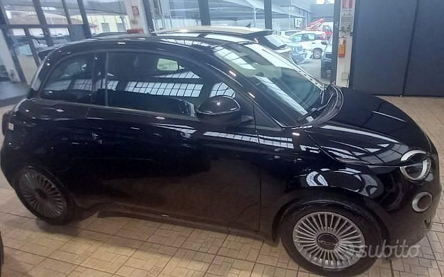 Occasion Fiat 500e Icon 86 kW (118 ch) 2022 Noir Berline